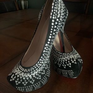 Christian Louboutin Decorapump